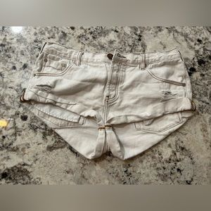 One teaspoon shorts
